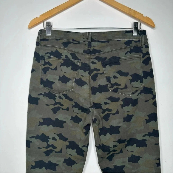 L’ AGENCE Margot High Rise Camo with Gold Stripe Skinny Jeans Size 28 - Picture 9 of 10